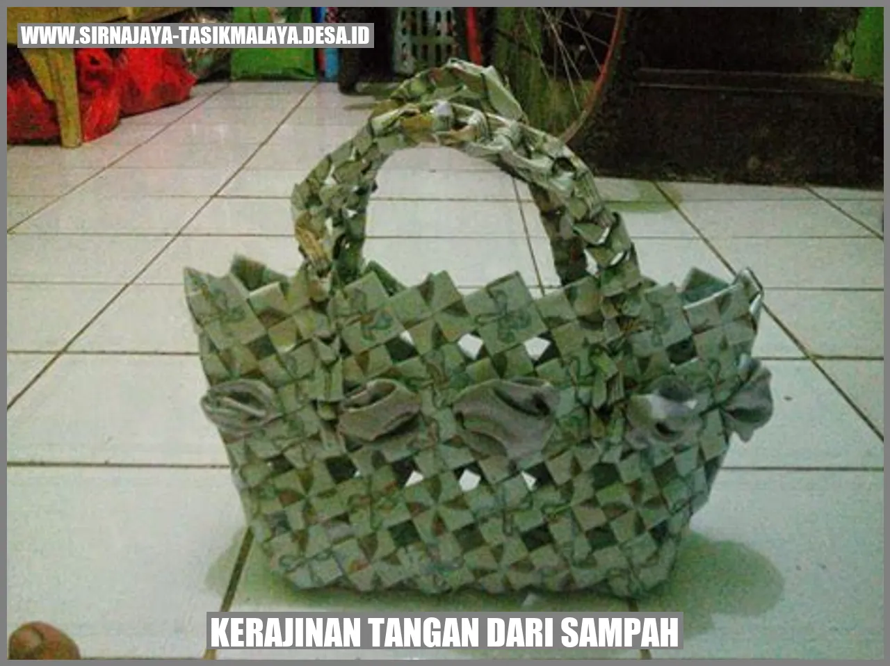 Kerajinan Tangan dari Sampah